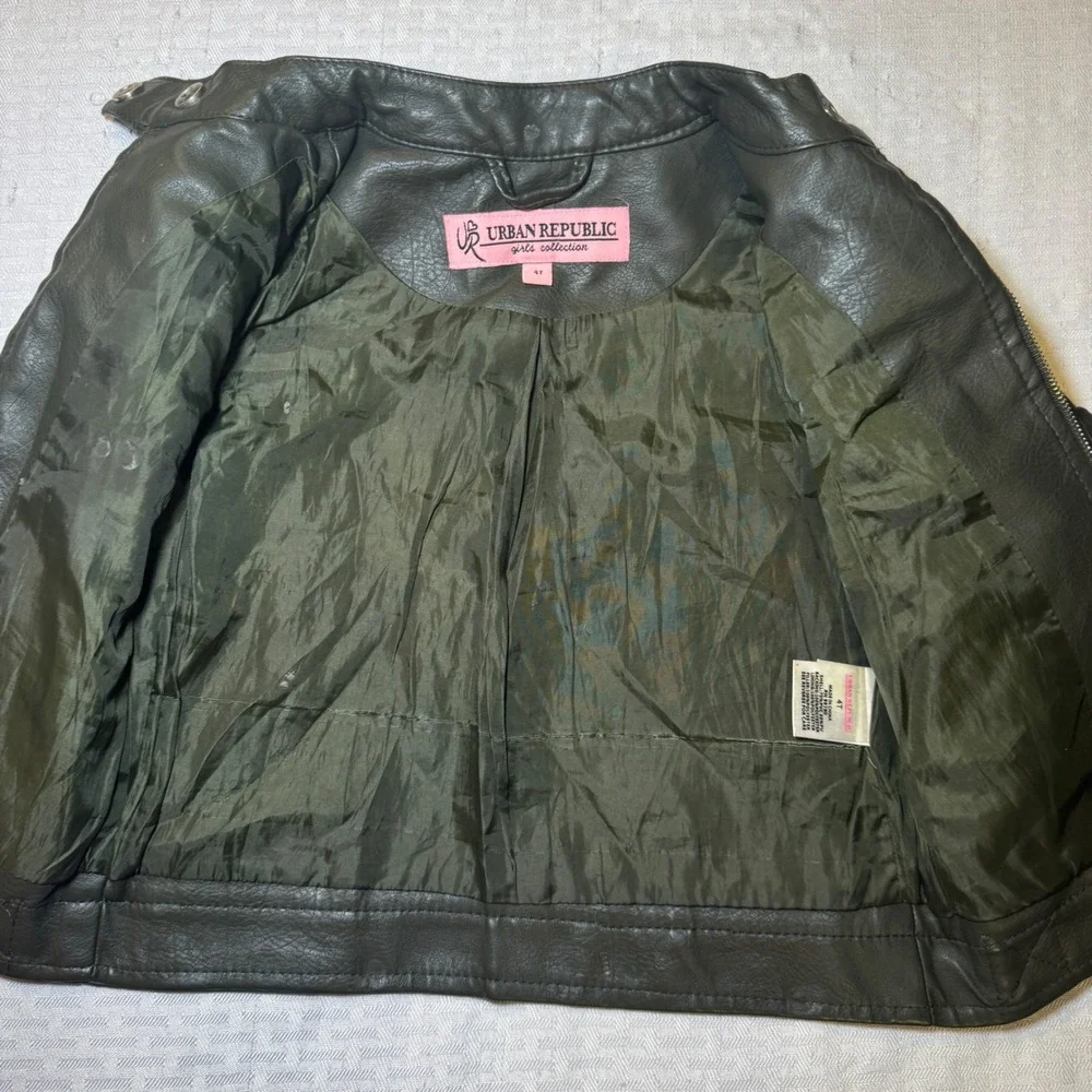 Urban Republic Girls Olive Green Faux Leather Ruffle Moto Jacket 4T 5906